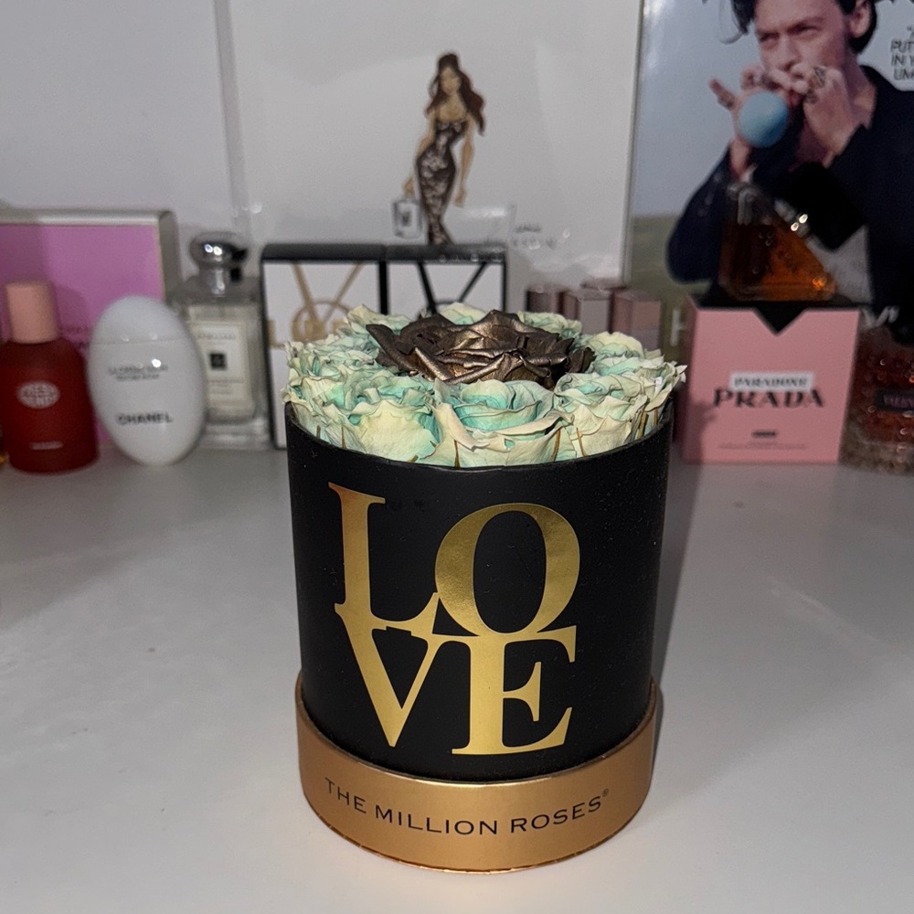 The Million Roses LOVE Turquoise and Bronze Floral Box